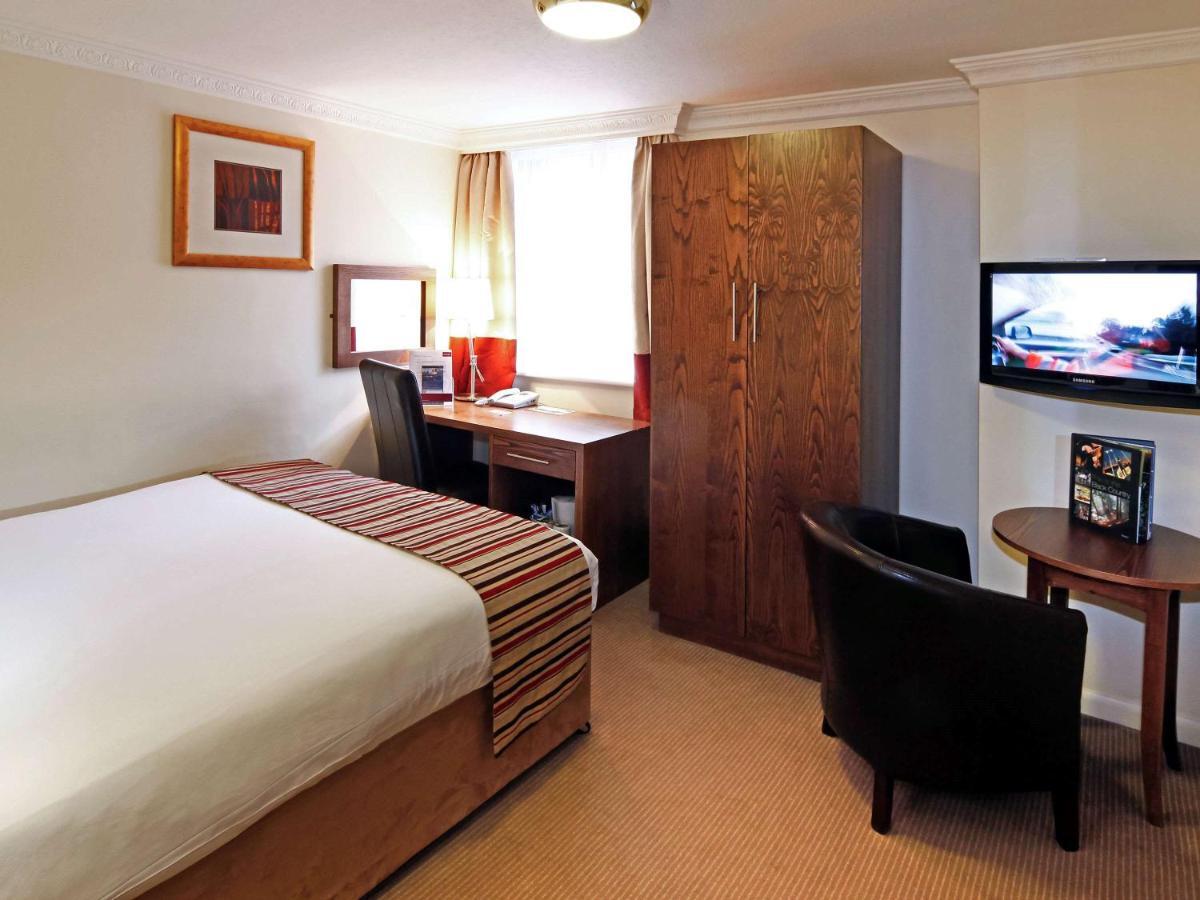 Wolverhampton Goldthorn Hotel Bagian luar foto